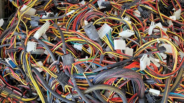 Say goodbye to cable clutter